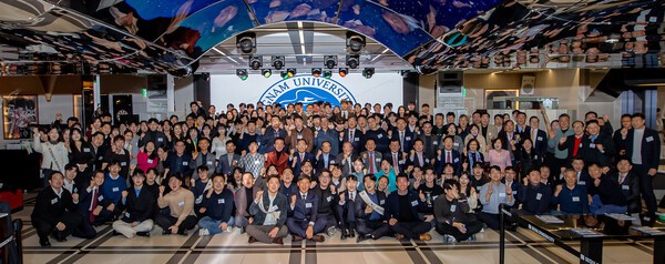 영남대 재경총동창회가 지난 20일 서울 드래곤시티호텔에서 제12회 천마 취업동문 환영회를 개최했다. [사진=영남대학교]